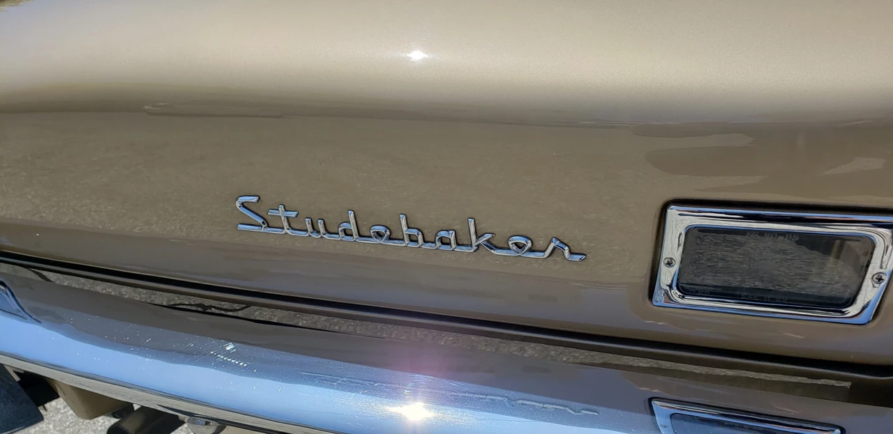 1963 Studebaker Avanti - Image 23 of 31