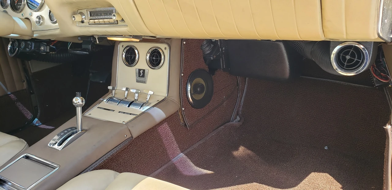 1963 Studebaker Avanti - Image 31 of 31