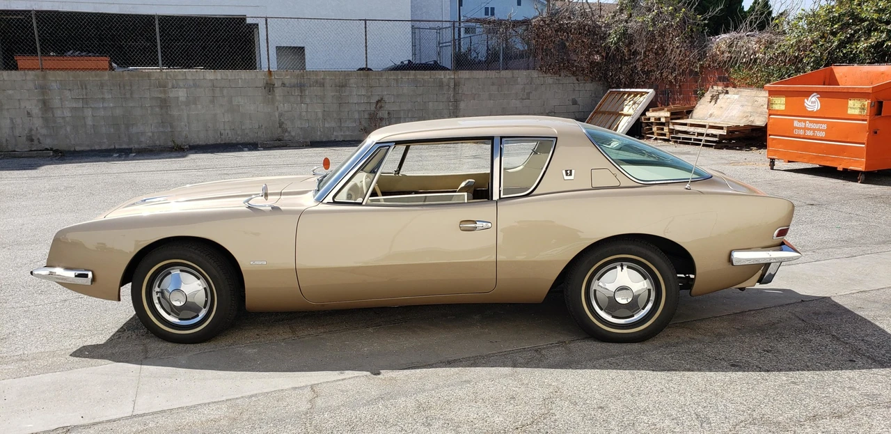 1963 Studebaker Avanti - Image 2 of 31