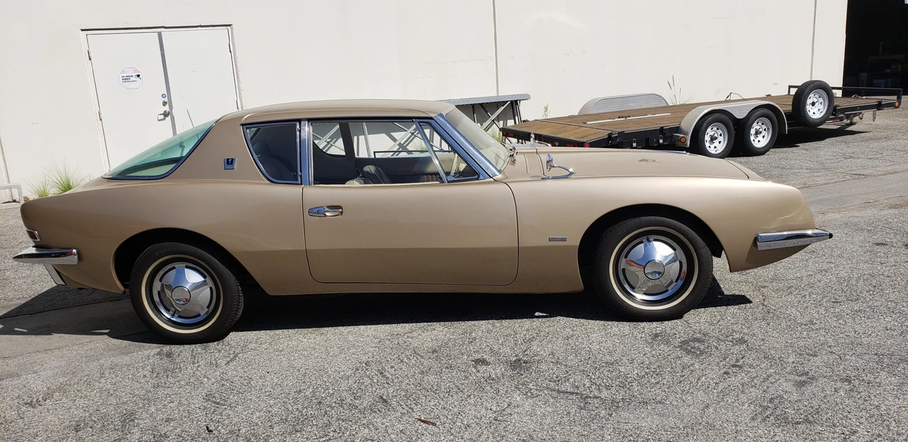 1963 Studebaker Avanti - Image 8 of 31