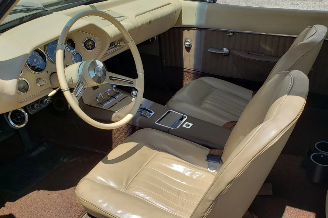 1963 Studebaker Avanti - Image 25 of 31