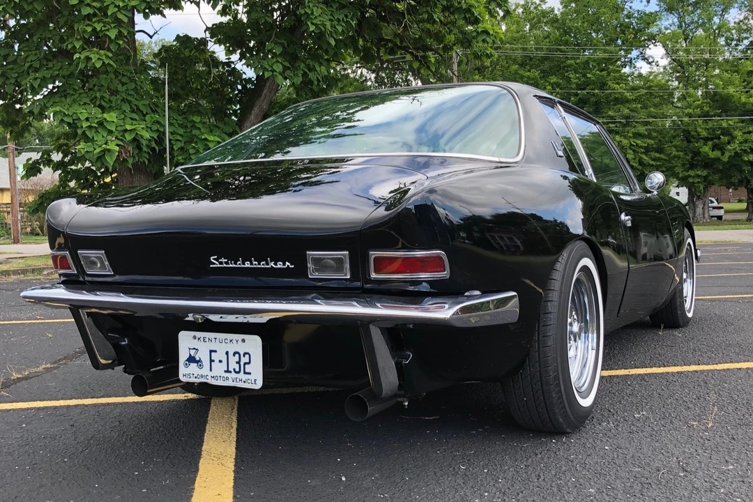 1963 Studebaker Avanti - Image 6 of 31