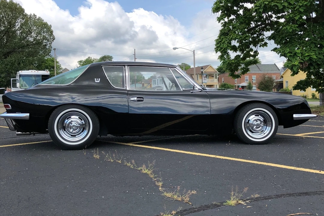 1963 Studebaker Avanti - Image 7 of 31