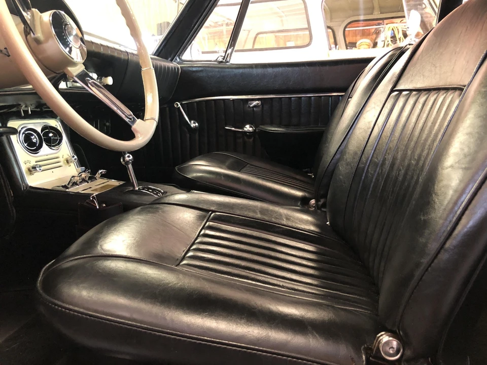 1963 Studebaker Avanti - Image 22 of 31