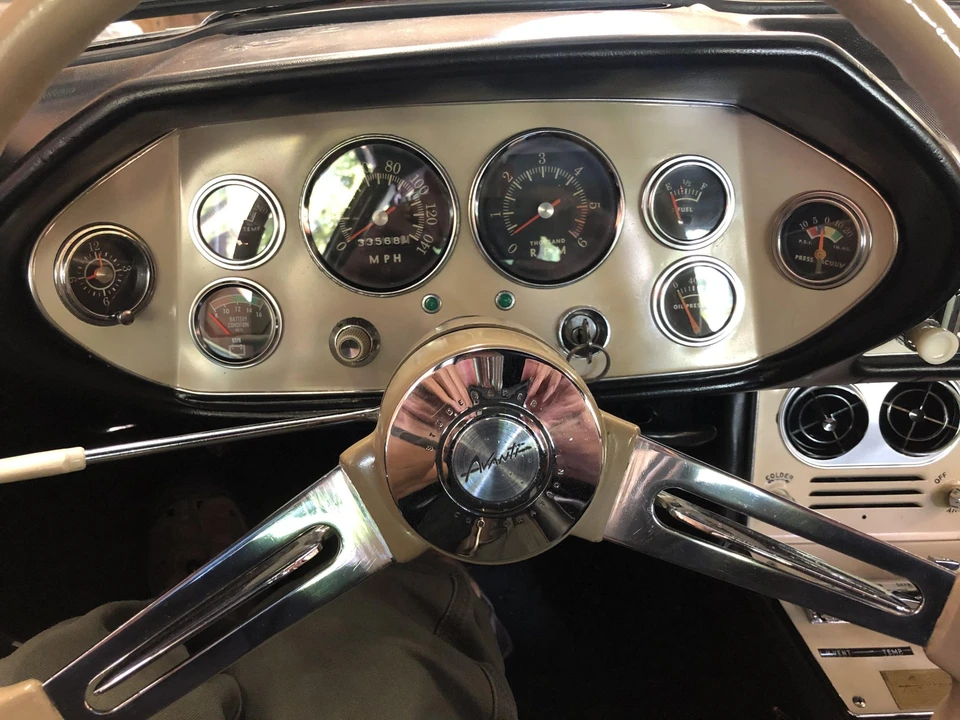 1963 Studebaker Avanti - Image 30 of 31