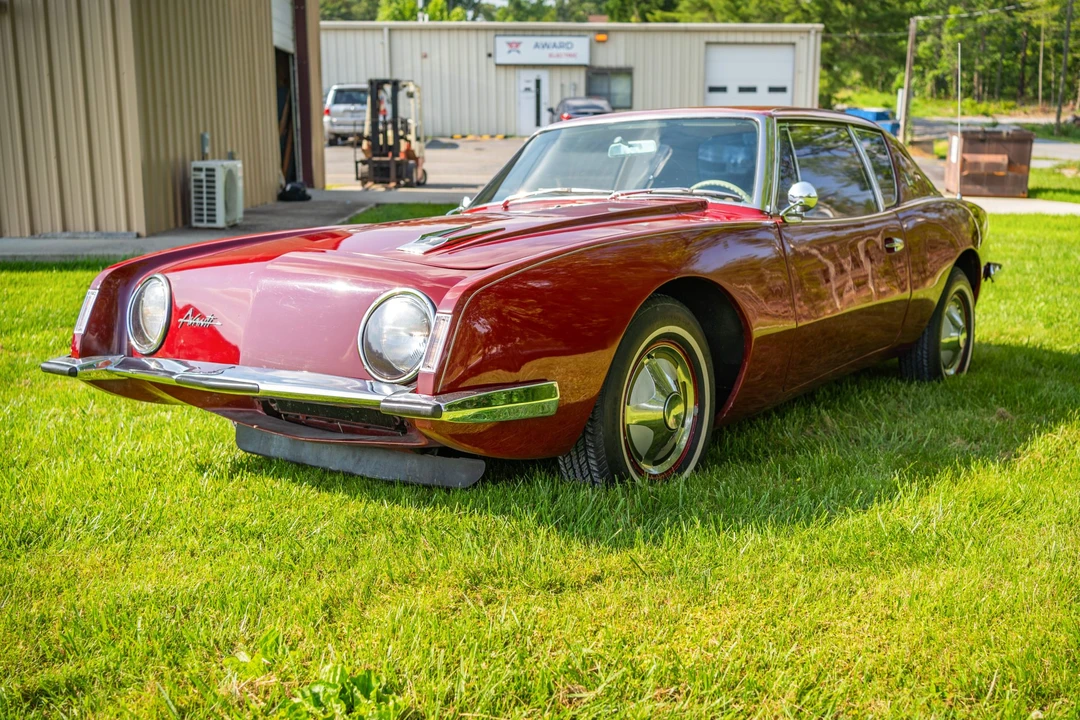 1963 Studebaker Avanti - Image 2 of 31