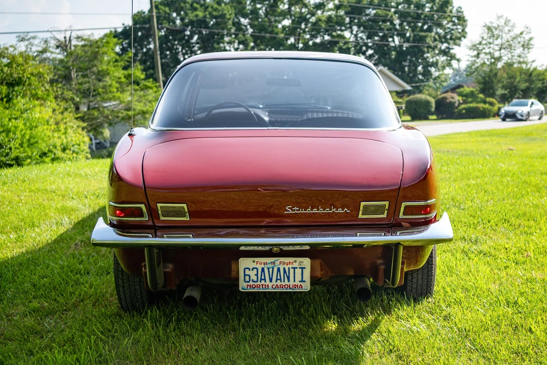 1963 Studebaker Avanti - Image 7 of 31