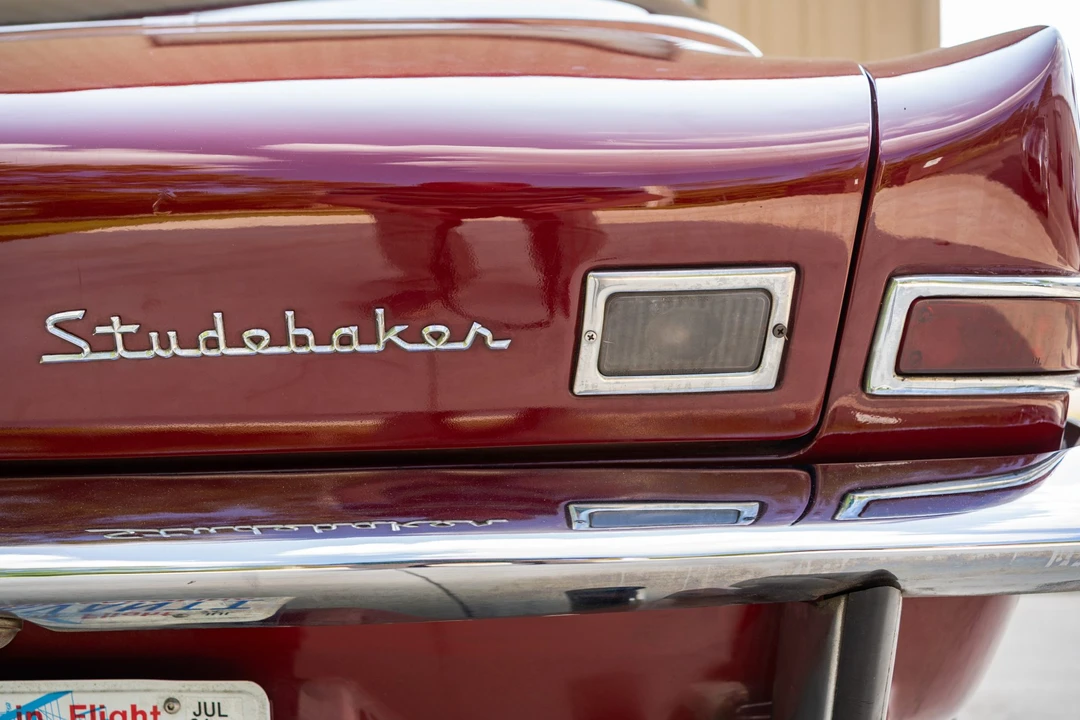 1963 Studebaker Avanti - Image 19 of 31