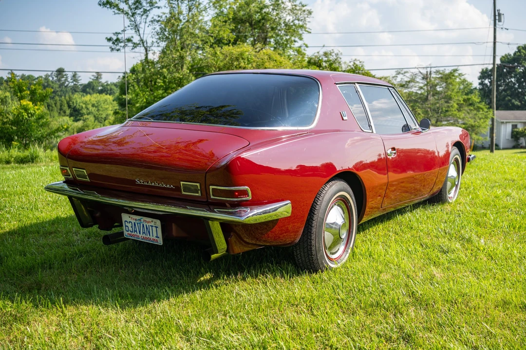 1963 Studebaker Avanti - Image 6 of 31