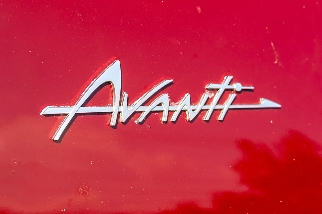 1963 Studebaker Avanti - Image 31 of 31
