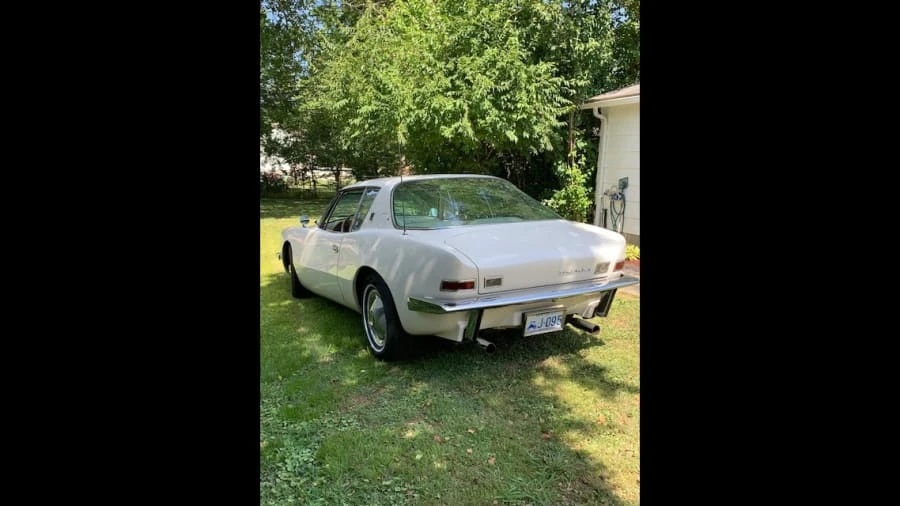 1963 Studebaker Avanti - Image 2 of 12