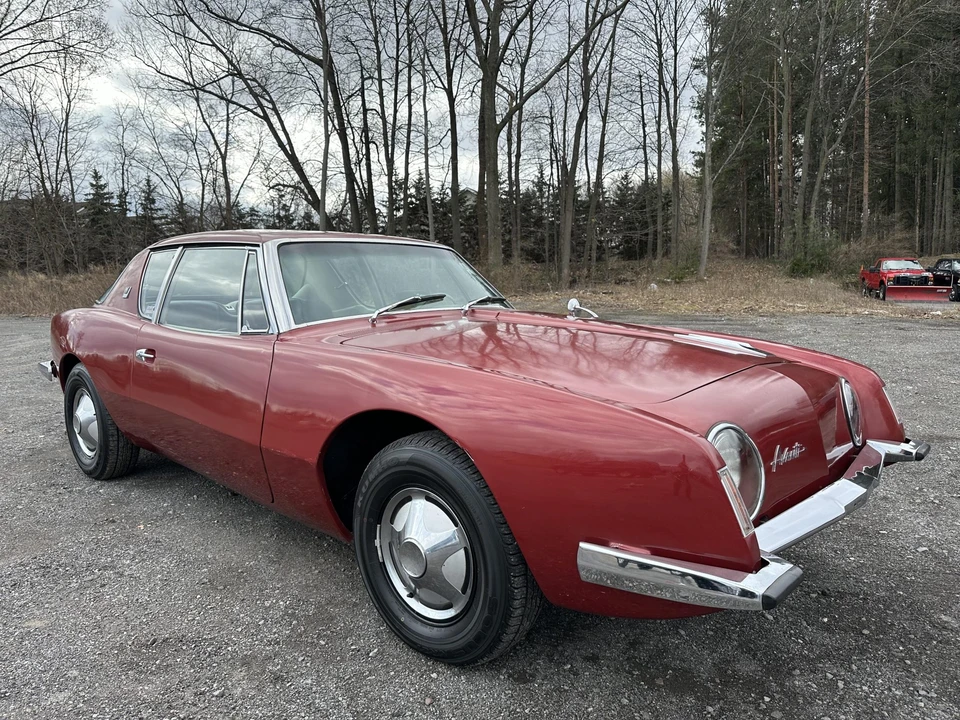 1963 Studebaker Avanti - Image 9 of 31