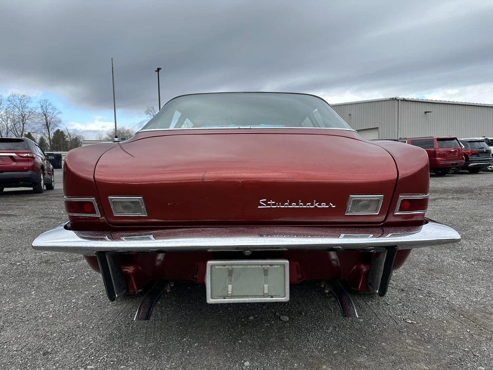 1963 Studebaker Avanti - Image 17 of 31