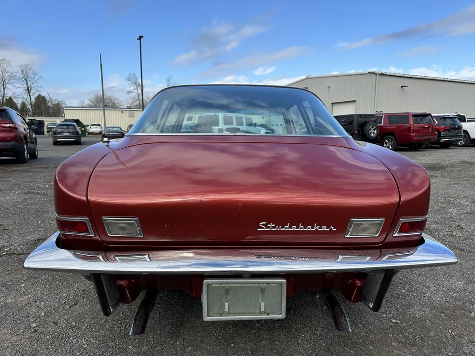 1963 Studebaker Avanti - Image 16 of 31