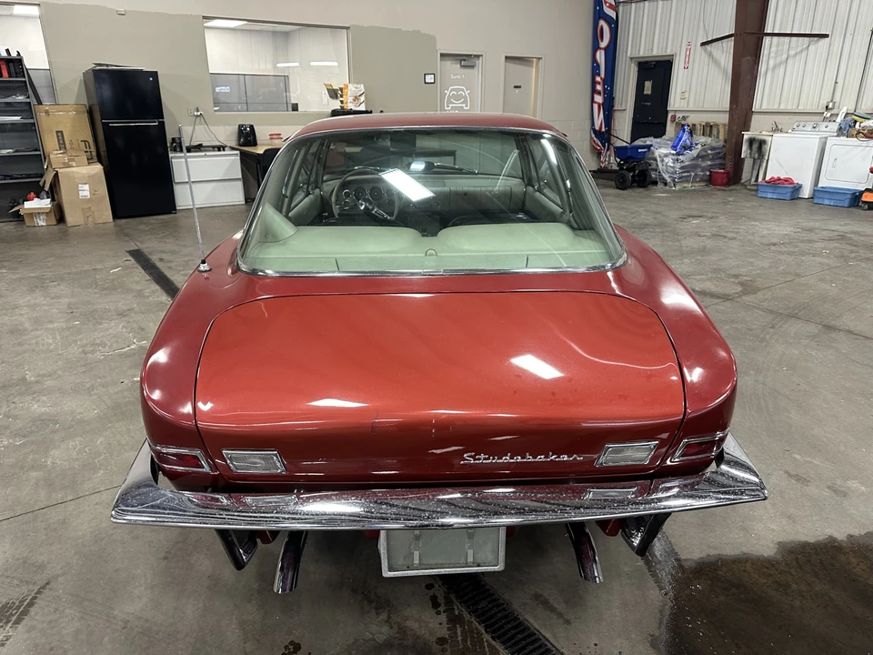 1963 Studebaker Avanti - Image 26 of 31
