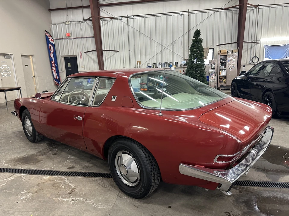 1963 Studebaker Avanti - Image 27 of 31