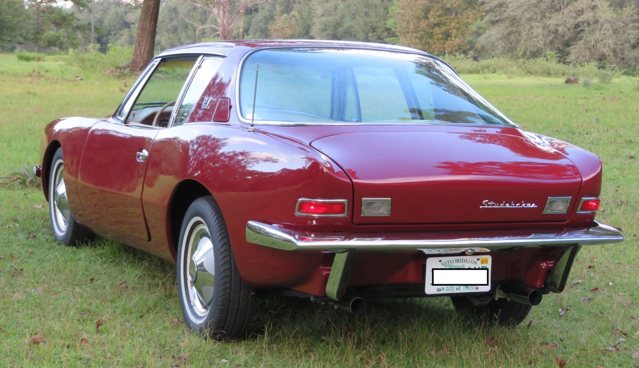 1963 Studebaker Avanti - Image 17 of 31