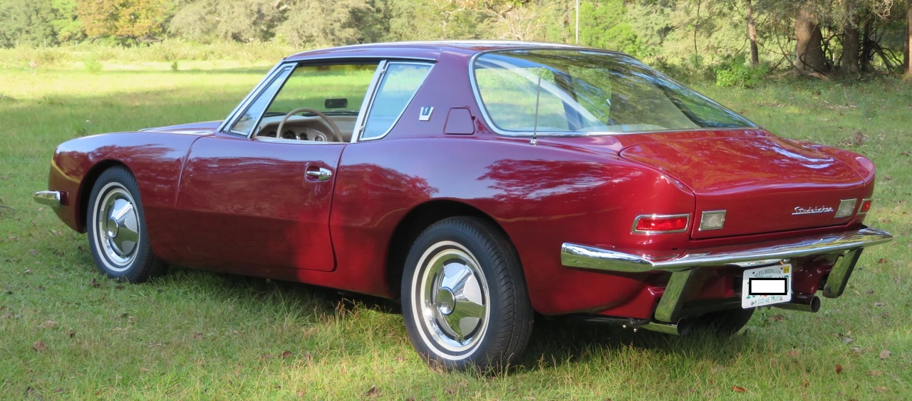 1963 Studebaker Avanti - Image 13 of 31