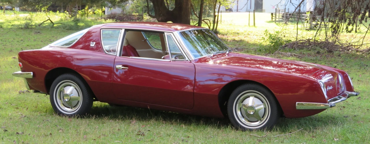 1963 Studebaker Avanti - Image 8 of 31