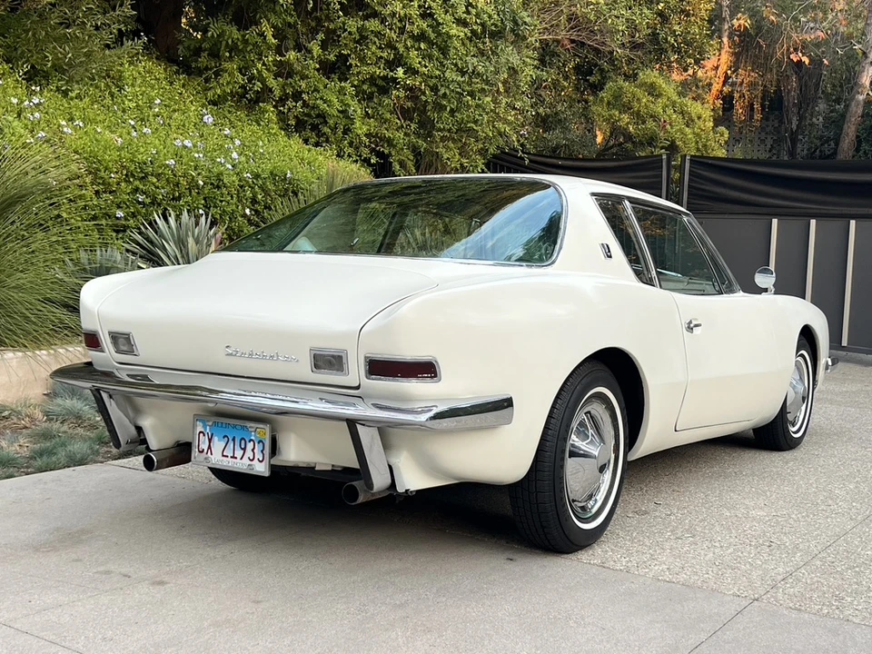 1963 Studebaker Avanti - Image 18 of 31