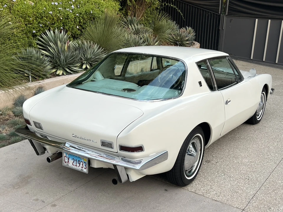 1963 Studebaker Avanti - Image 17 of 31