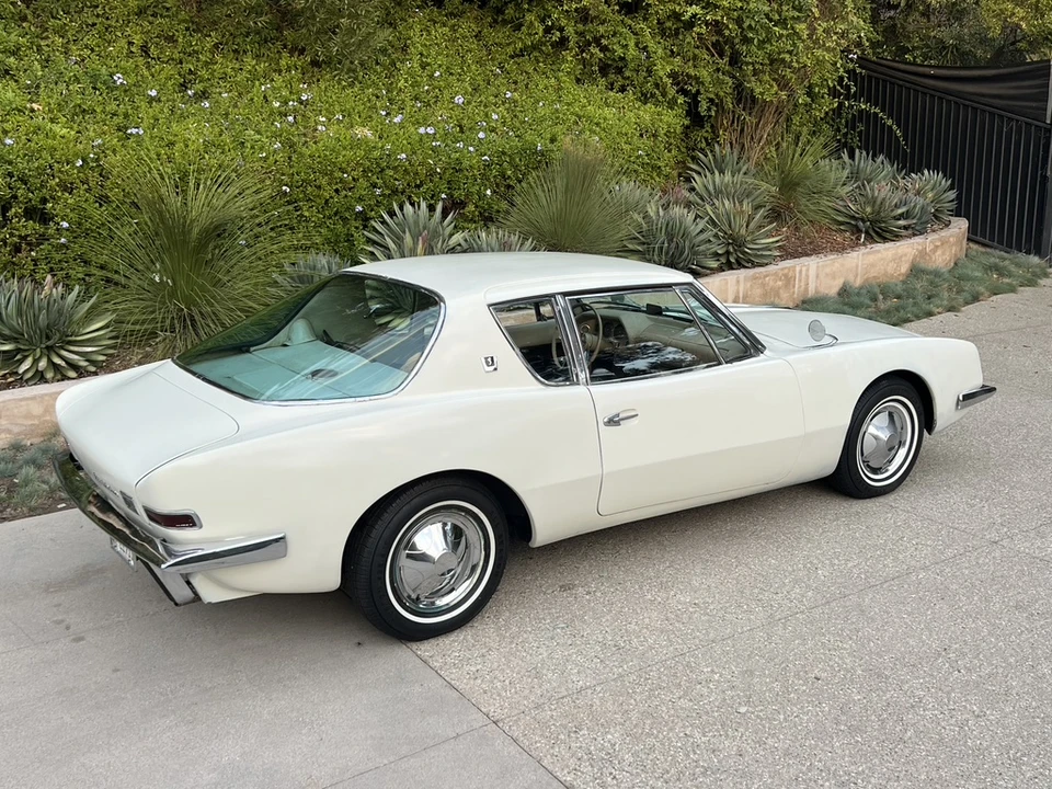 1963 Studebaker Avanti - Image 20 of 31