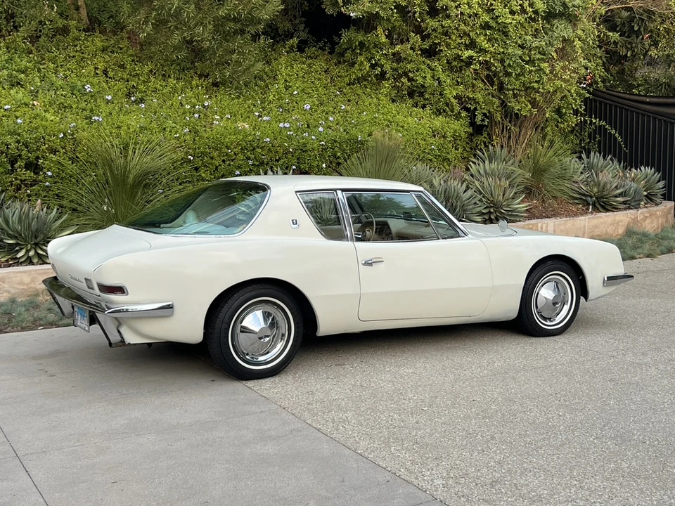 1963 Studebaker Avanti - Image 21 of 31