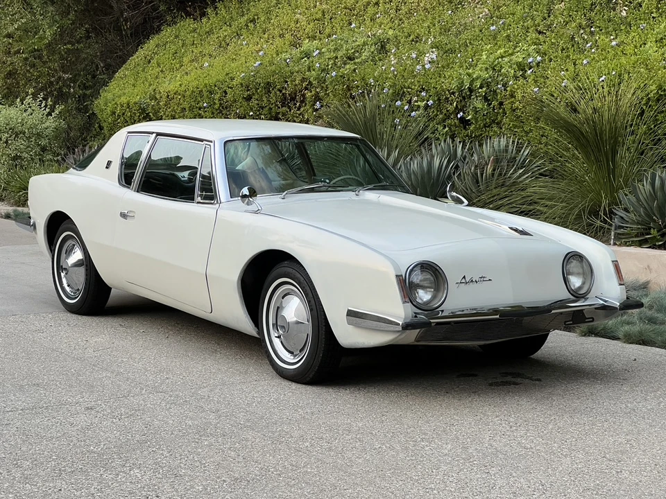 1963 Studebaker Avanti - Image 27 of 31