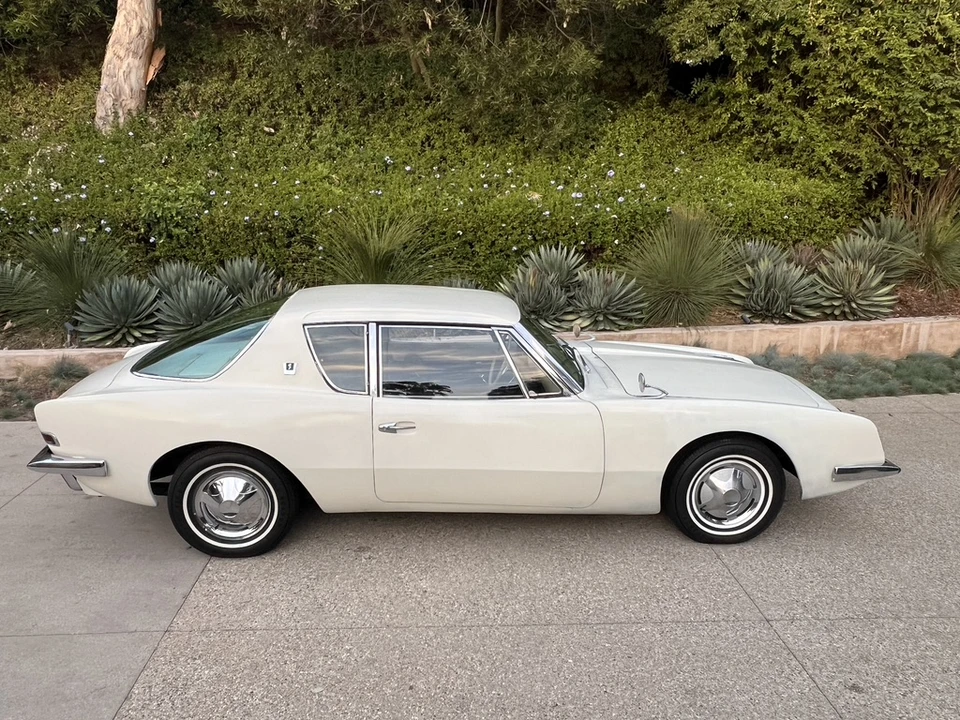 1963 Studebaker Avanti - Image 22 of 31