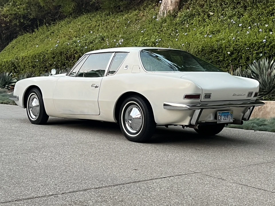 1963 Studebaker Avanti - Image 11 of 31