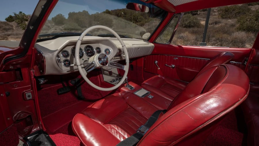 1963 Studebaker Avanti - Image 4 of 31