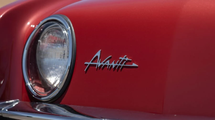 1963 Studebaker Avanti - Image 17 of 31