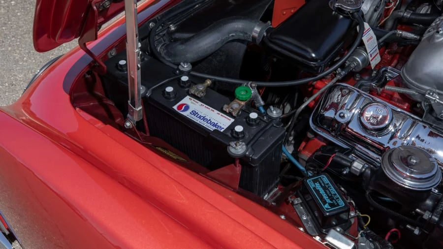 1963 Studebaker Avanti - Image 24 of 31