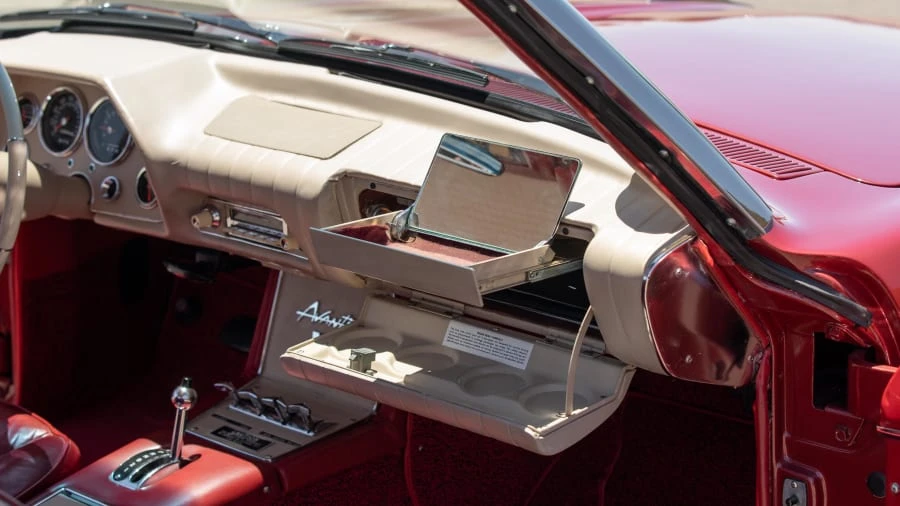 1963 Studebaker Avanti - Image 28 of 31