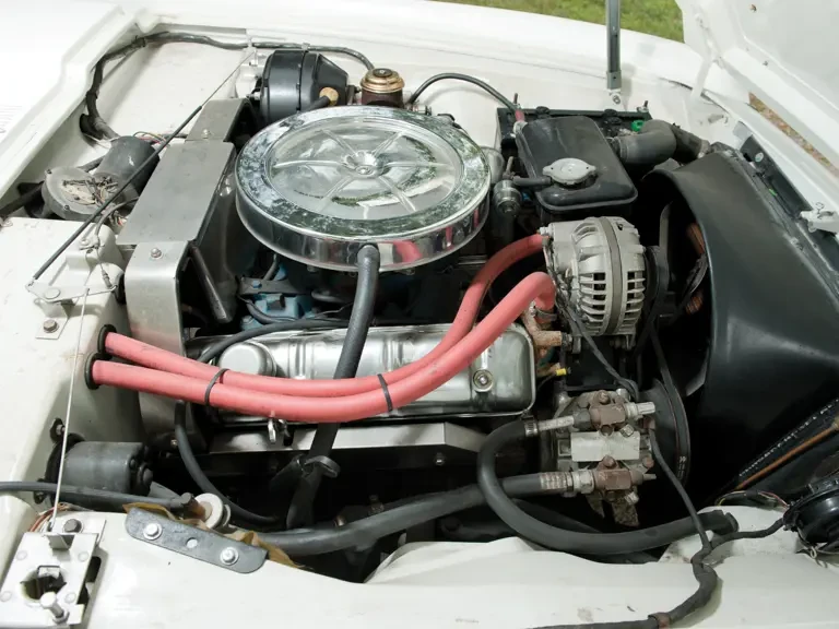 1963 Studebaker Avanti - Image 4 of 23