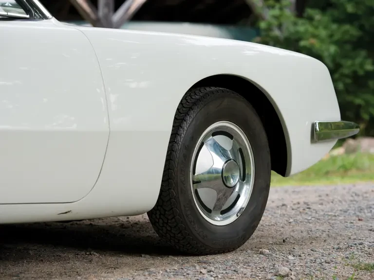 1963 Studebaker Avanti - Image 14 of 23