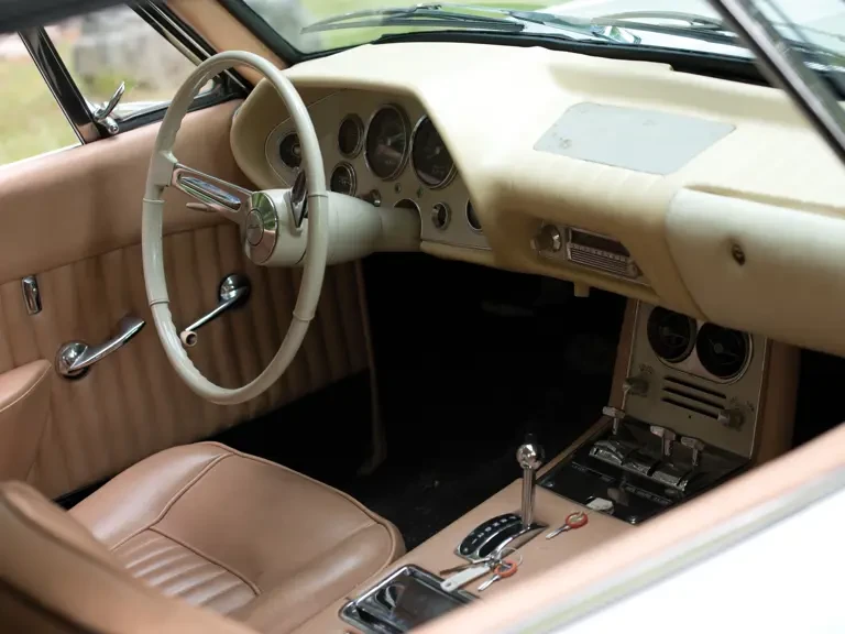1963 Studebaker Avanti - Image 15 of 23