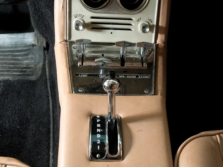 1963 Studebaker Avanti - Image 20 of 23