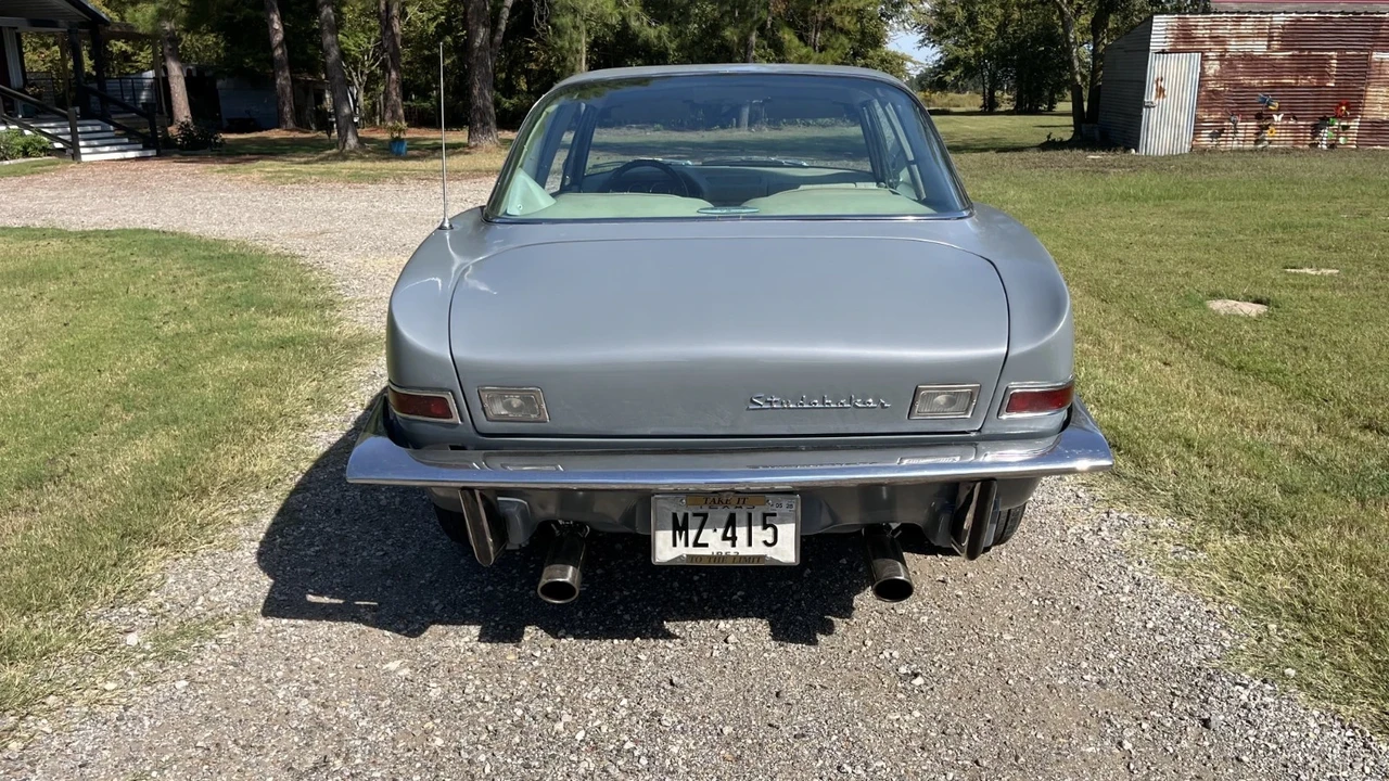 1963 Studebaker Avanti - Image 4 of 21