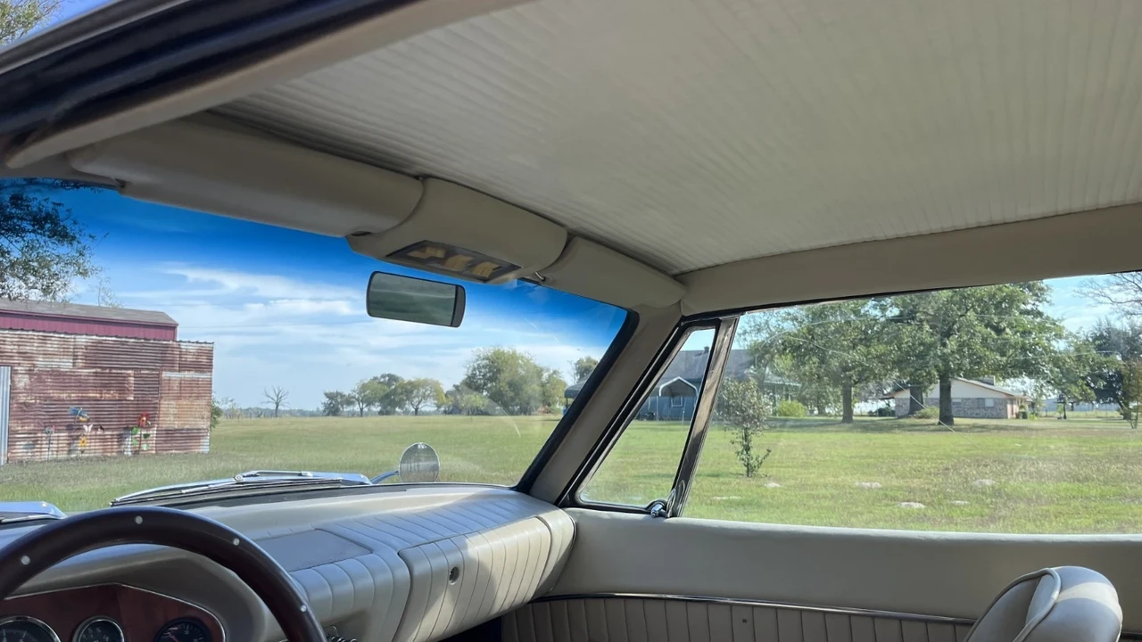 1963 Studebaker Avanti - Image 20 of 21