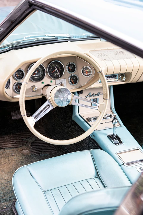 1963 Studebaker Avanti - Image 14 of 23