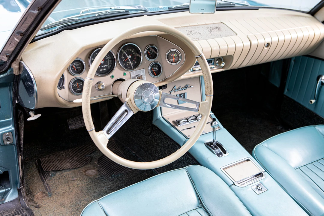 1963 Studebaker Avanti - Image 15 of 23
