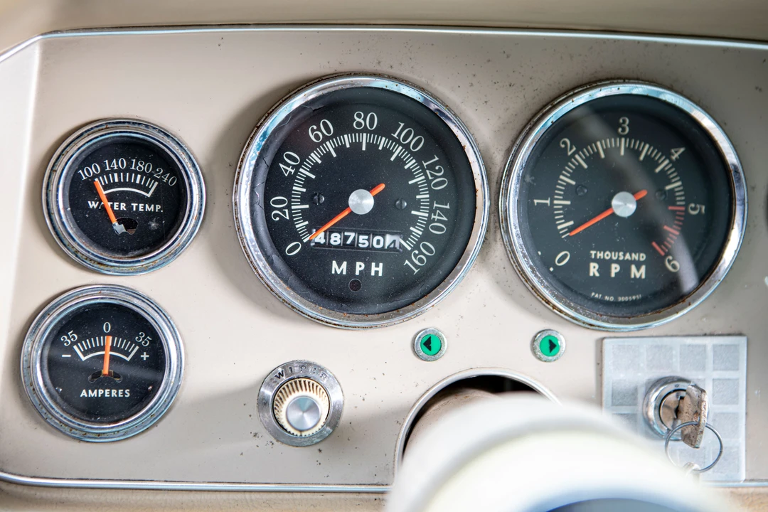 1963 Studebaker Avanti - Image 13 of 23