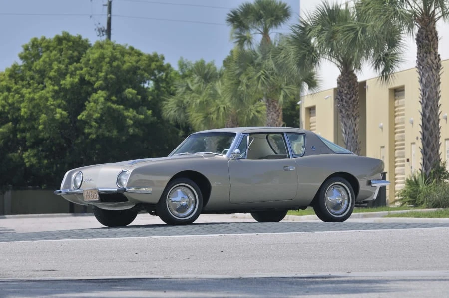 1963 Studebaker Avanti - Image 2 of 11