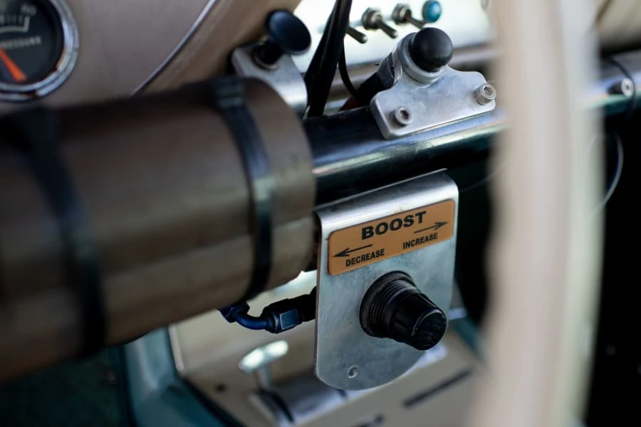 1963 Studebaker Avanti - Image 27 of 31