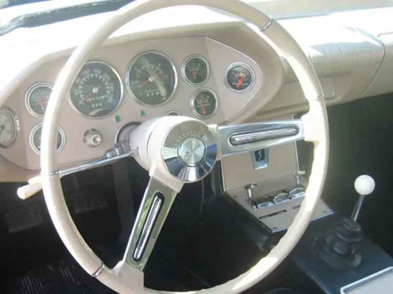 1963 Studebaker Avanti - Image 3 of 5