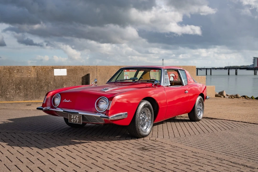 1963 Studebaker Avanti - Image 3 of 30