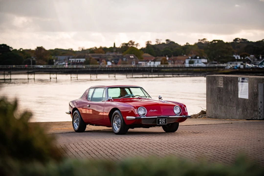 1963 Studebaker Avanti - Image 2 of 30