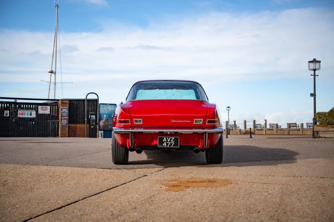 1963 Studebaker Avanti - Image 6 of 30