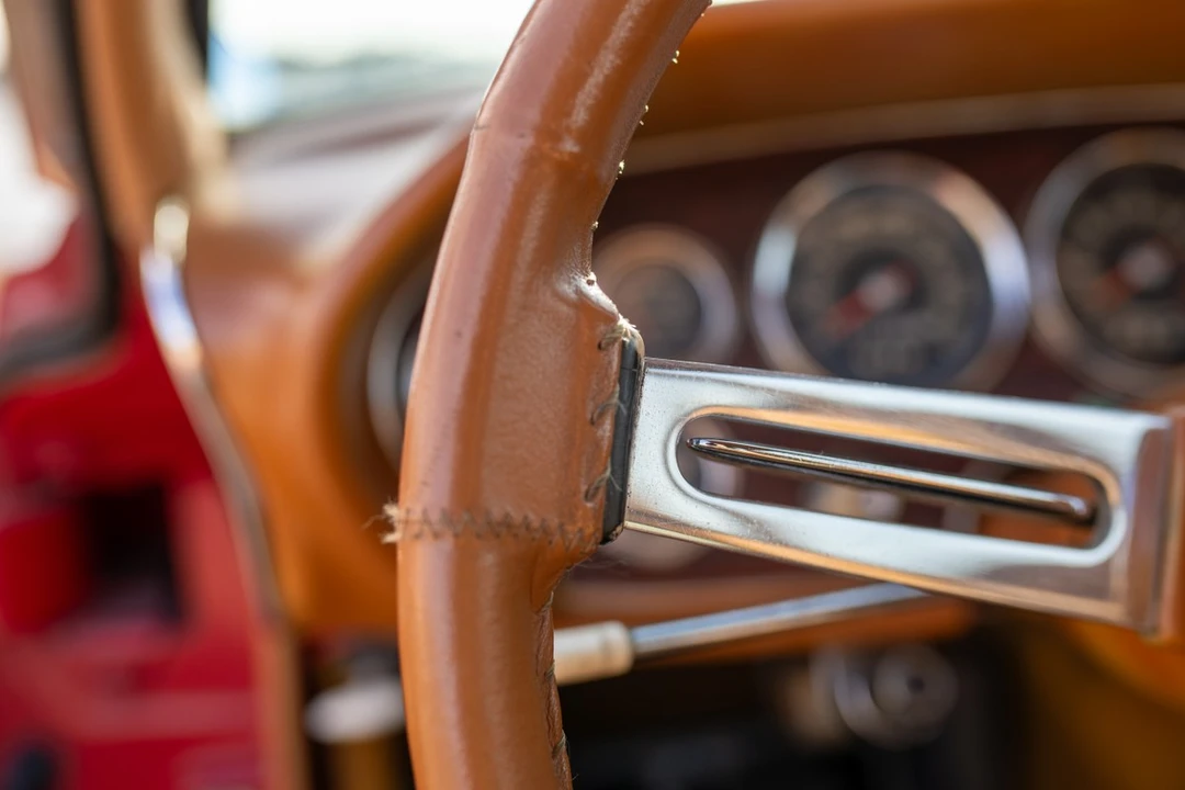 1963 Studebaker Avanti - Image 25 of 30